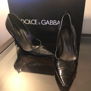 Dolce & Gabbana Black Croc Stamped Pumps size 36.5
